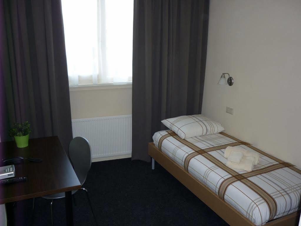 Hotel Rozenburg Экстерьер фото